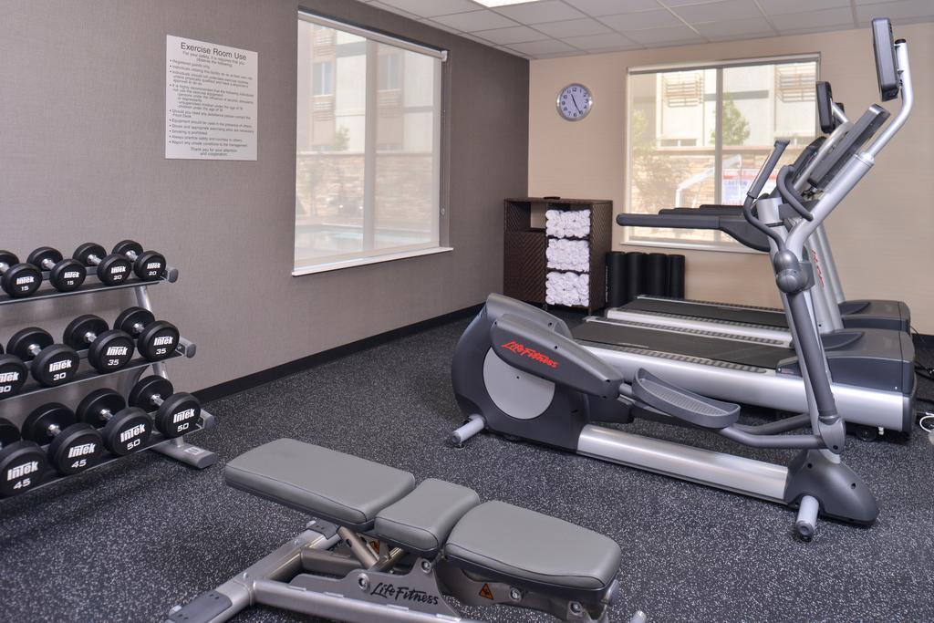 Comfort Suites Woodland - Sacramento Airport Ngoại thất bức ảnh